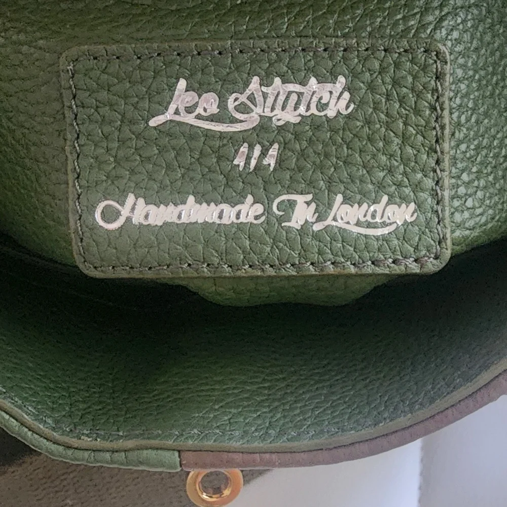 Leo Stytch Elegant‎ Green and Brown Women's Bag